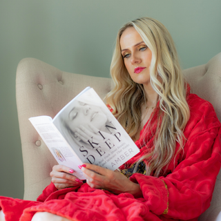 Skin Deep - The Real Truth About Beauty, Aging, and Skincare That Works by Gin Amber
